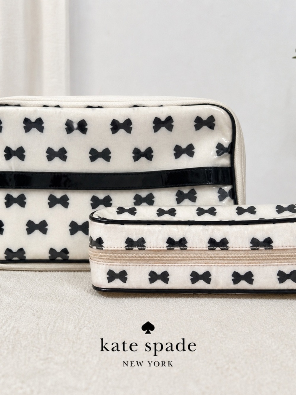 Kate Spade Cosmetic Bag Set Clear Bow Print Makeup Toiletry Travel Case 2 Pc